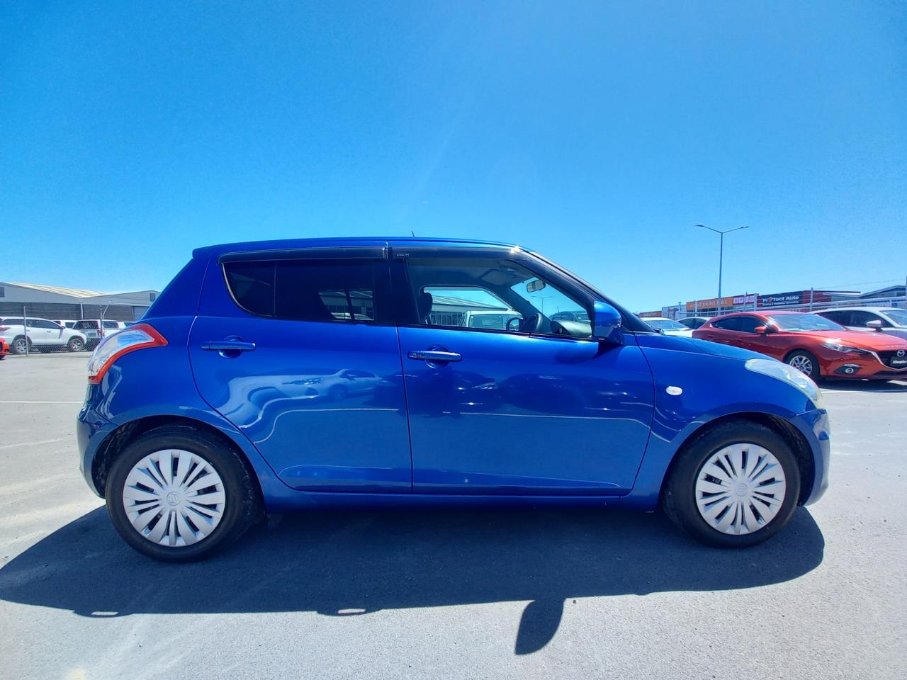 2013 Suzuki Swift XG-DJE