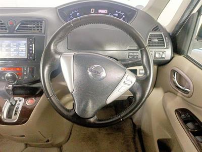 2012 Nissan Serena 