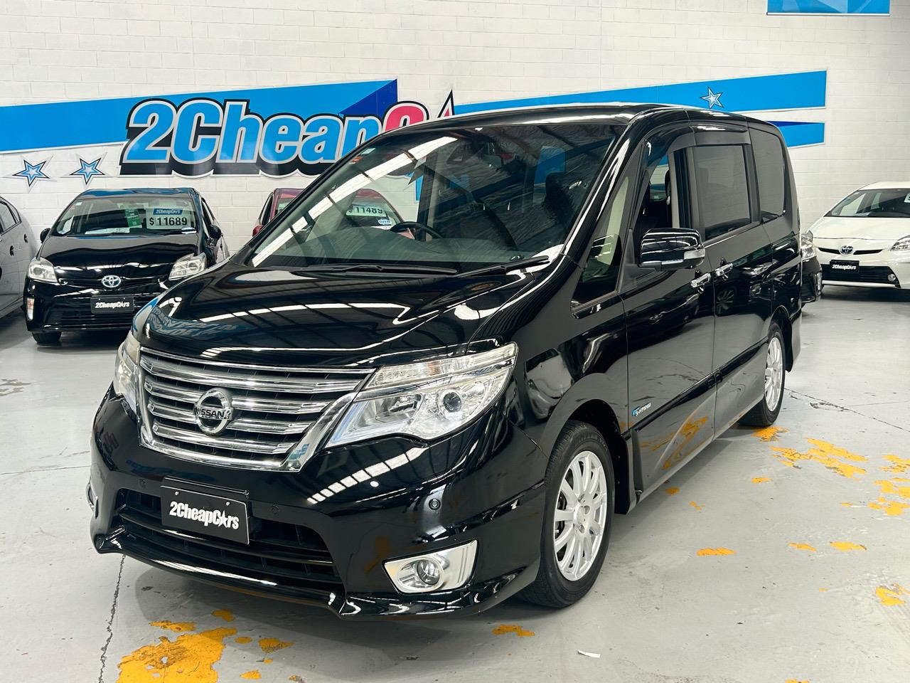 2014 Nissan Serena Hybrid