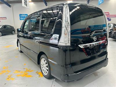 2014 Nissan Serena Hybrid