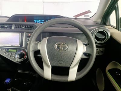 2014 Toyota Aqua Hybrid