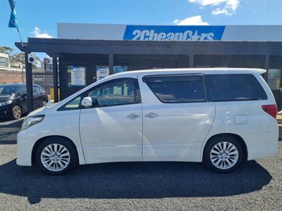 2012 Toyota Alphard 