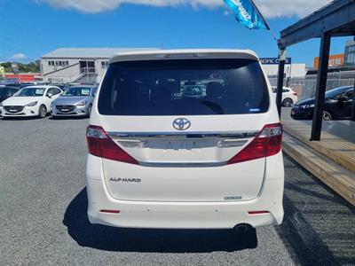 2012 Toyota Alphard 