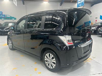 2012 Honda Freed Hybrid