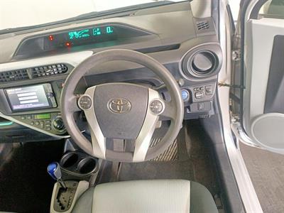 2013 Toyota Aqua Hybrid