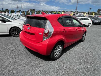 2013 Toyota Aqua Hybrid