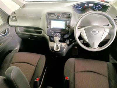 2012 Nissan Serena Hybrid