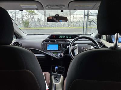 2012 Toyota Aqua Hybrid