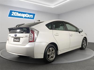 2014 Toyota Prius S