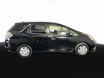 2012 Honda Fit Jazz Shuttle Hybrid