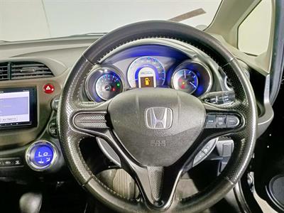 2012 Honda Fit Jazz Shuttle Hybrid