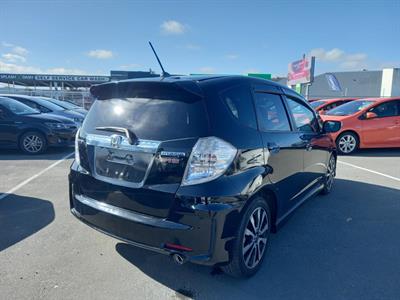 2012 Honda Fit Jazz Hybrid RS