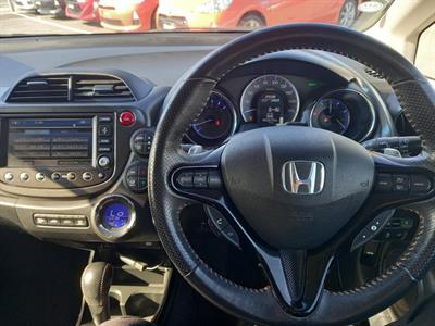 2012 Honda Fit Jazz Hybrid RS