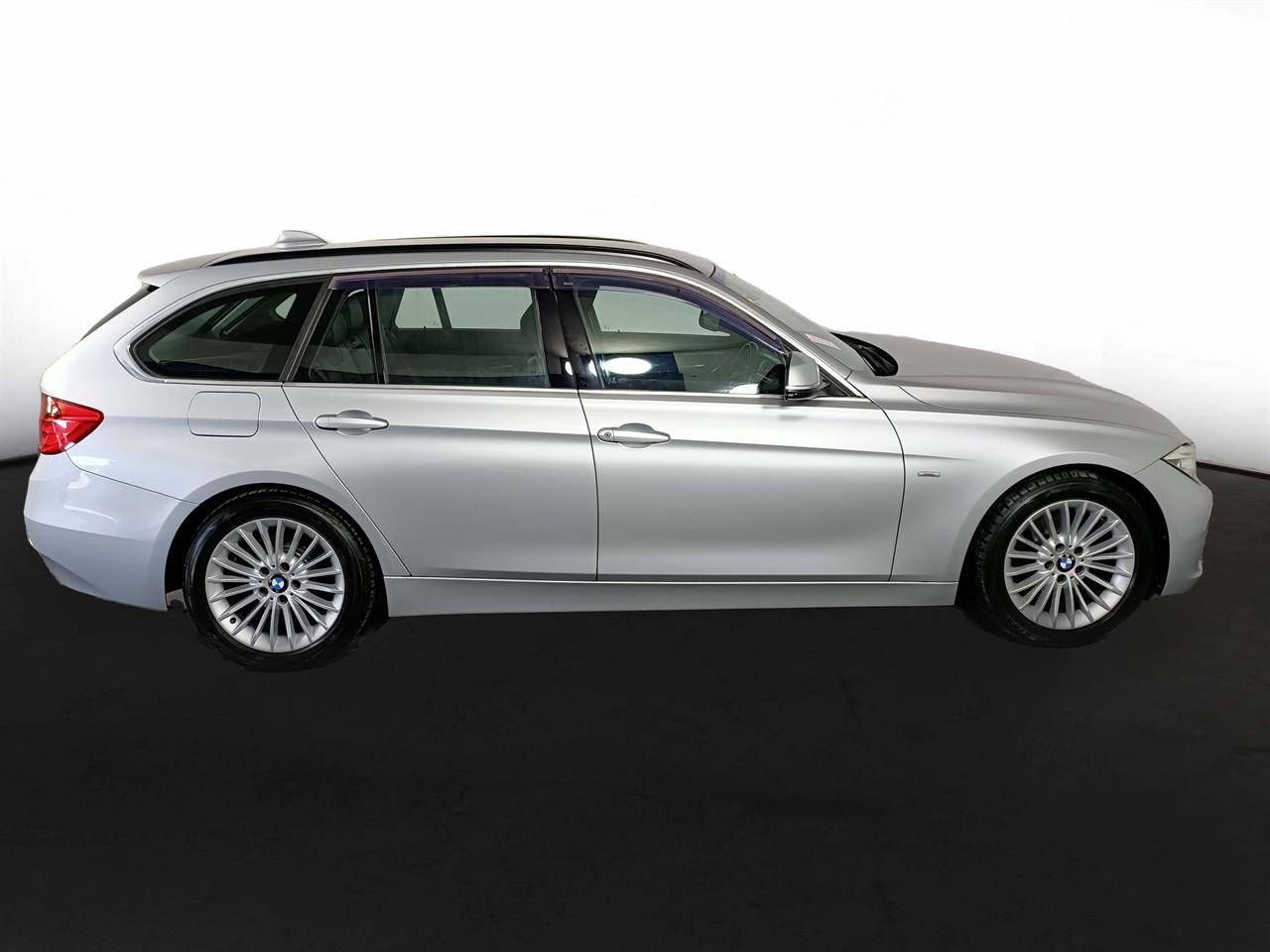 2014 BMW 320i TOURING