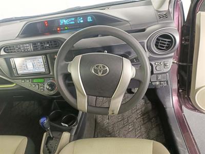 2014 Toyota Aqua Hybrid