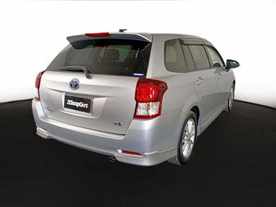 2013 Toyota Corolla Fielder Hybrid