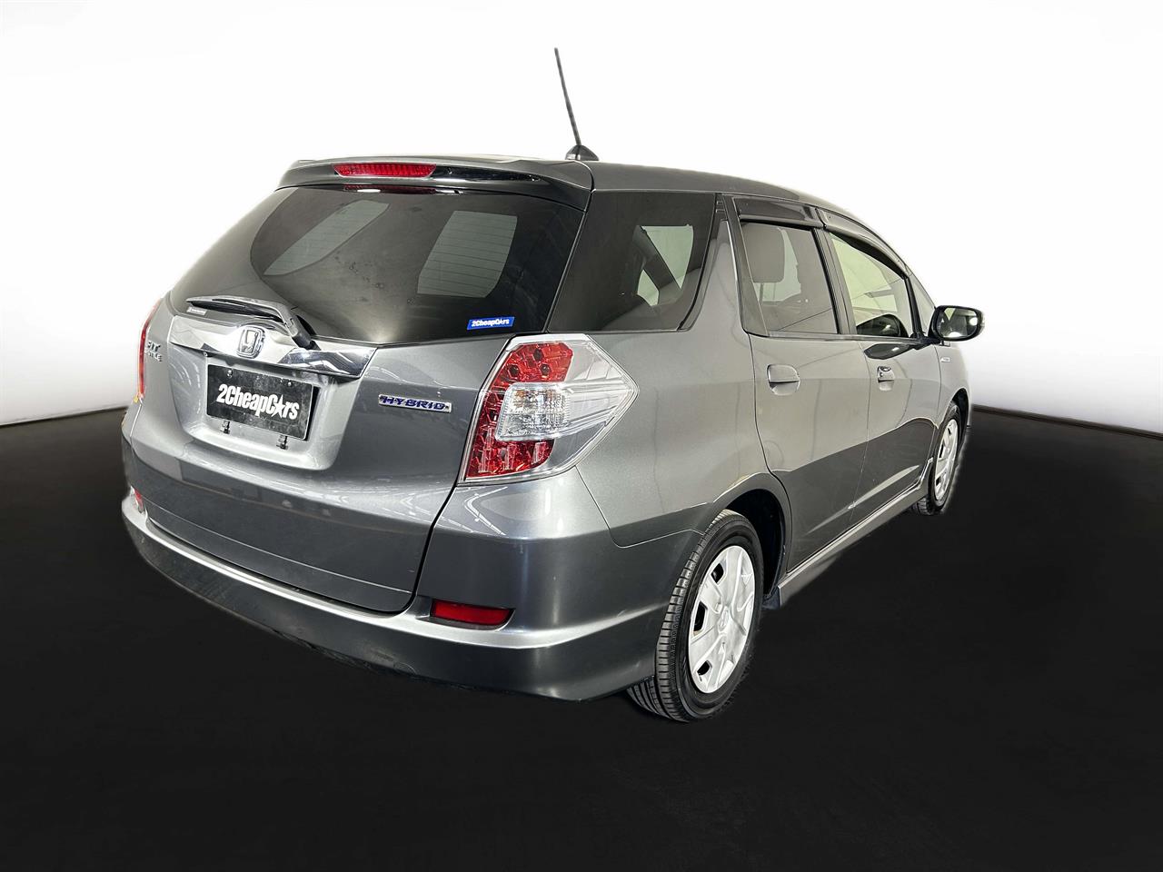 2013 Honda Fit Jazz Shuttle Hybrid