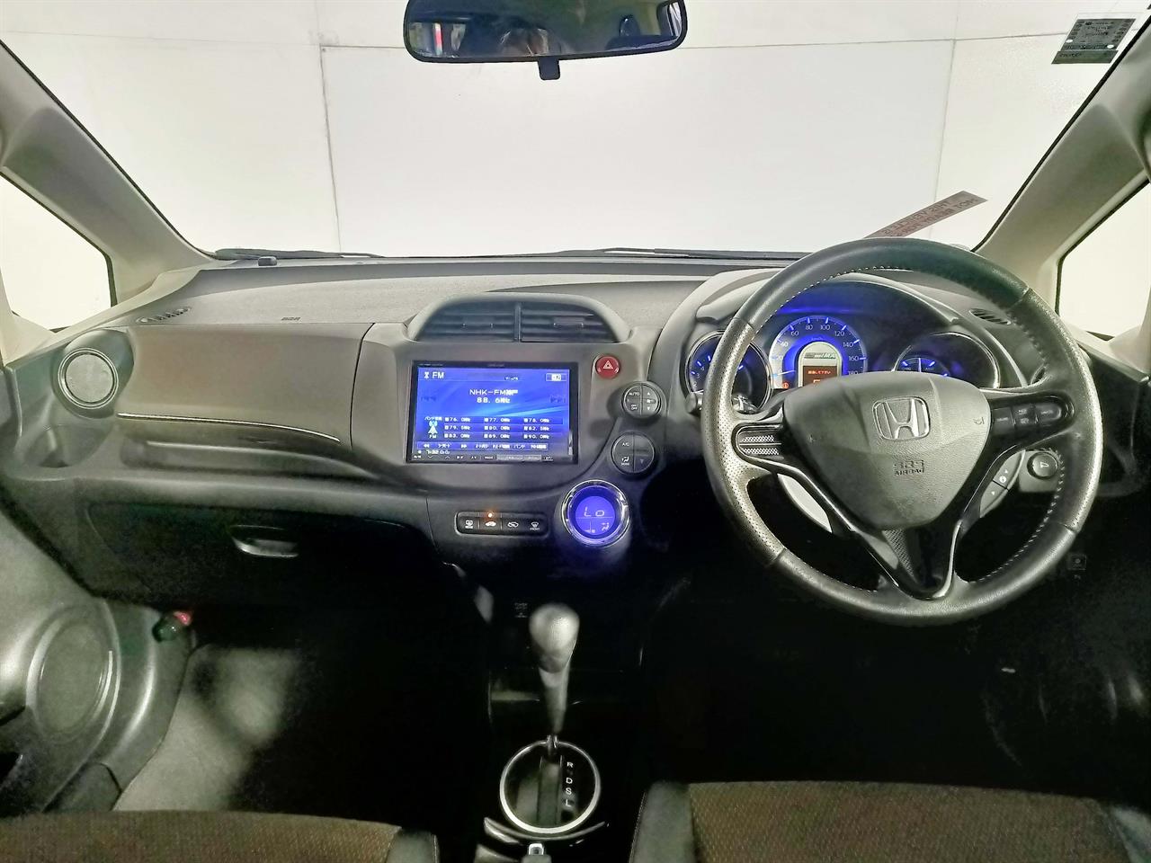 2012 Honda Fit Jazz Shuttle Hybrid