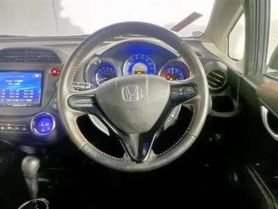 2012 Honda Fit Jazz Shuttle Hybrid