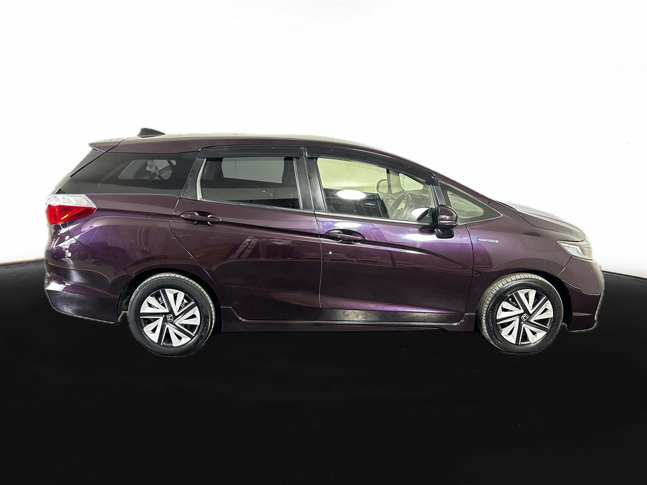 2015 Honda Fit Shuttle Hybrid Facelift