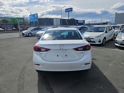 2013 Mazda Axela 3 Hybrid