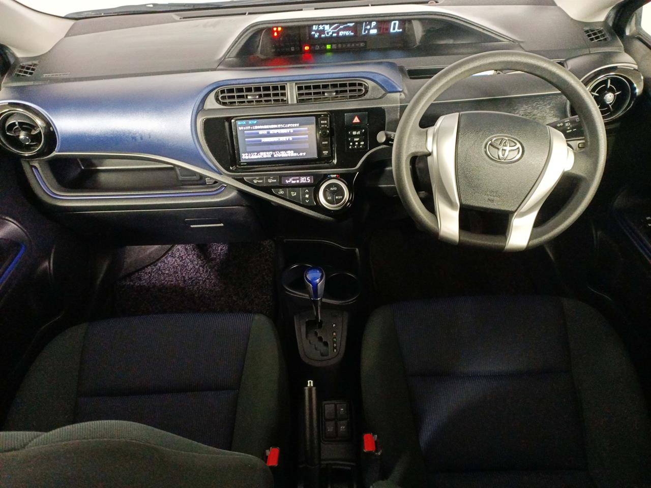 2015 Toyota Aqua Hybrid