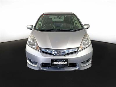 2013 Honda Fit Jazz Shuttle Hybrid