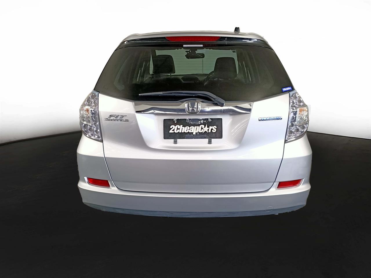 2013 Honda Fit Jazz Shuttle Hybrid