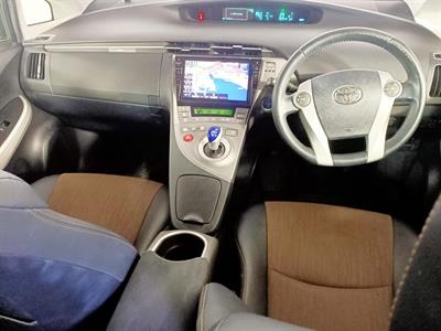 2014 Toyota Prius G Touring