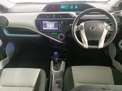 2012 Toyota Aqua Hybrid